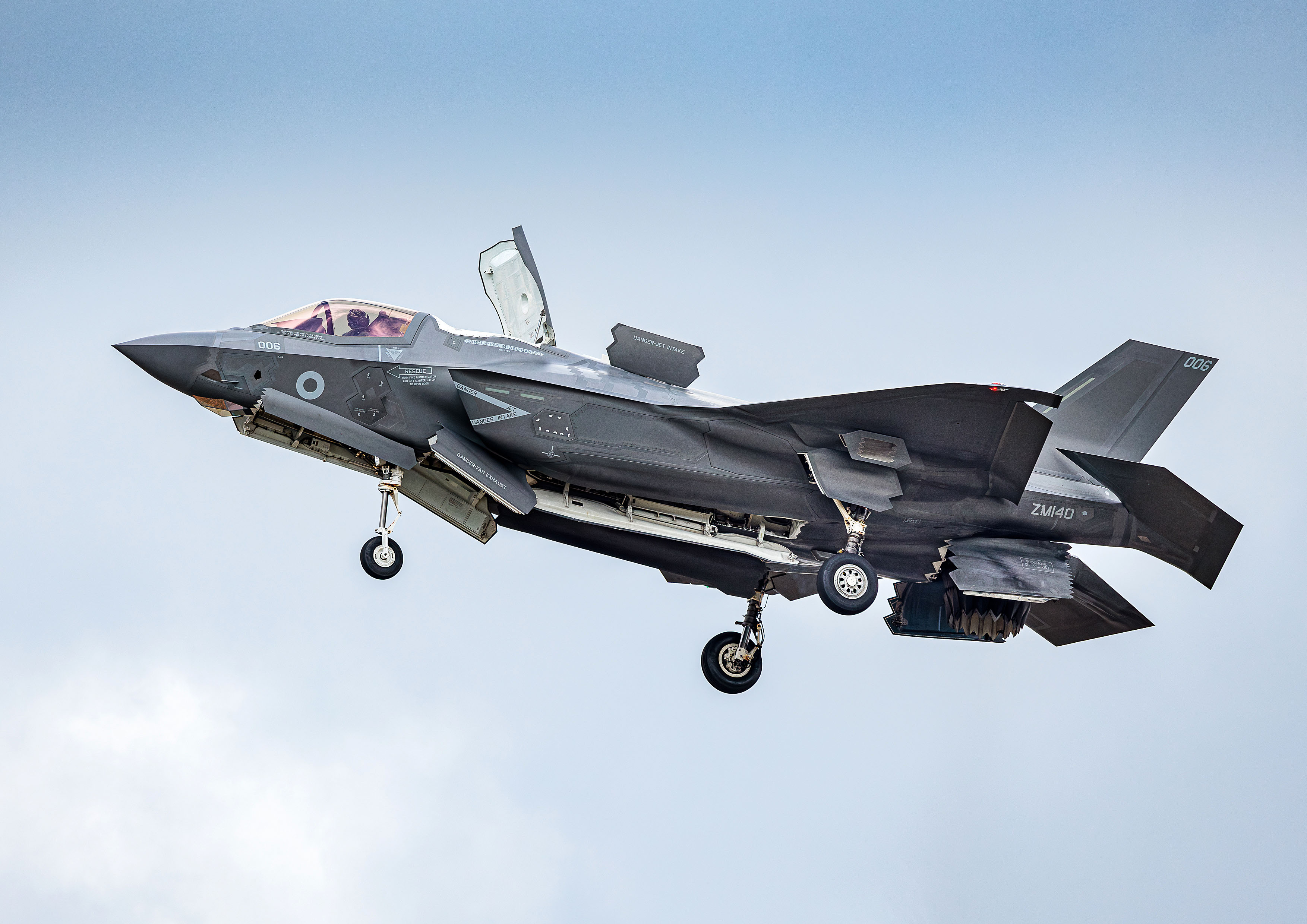 ACPV 25 demonstrated RAF capabilities to Advanced Command and Staff Course (ACSC) students from the Joint Services Command and Staff College (JSCSC) allowing Air and Space to conduct strategic engagement with key stakeholder groups.